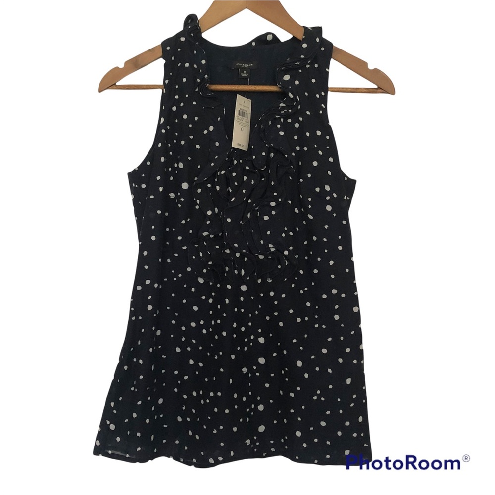 NWT Ann Taylor sleeveless ruffled front blouse